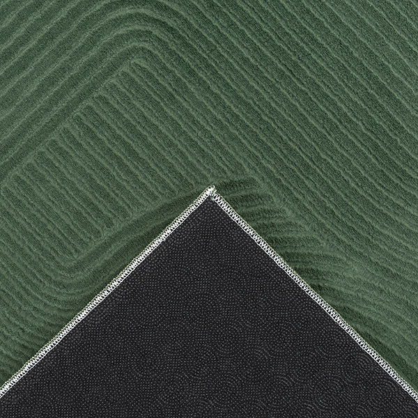 Derin 39046 – Moderner Teppich in Waldgrün
