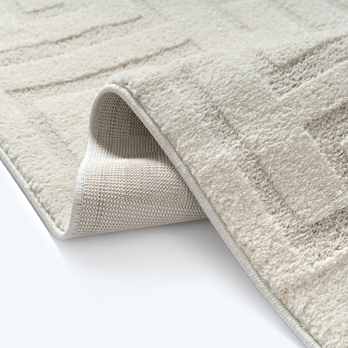 Ayla 2460 – Moderner Teppich in Creme