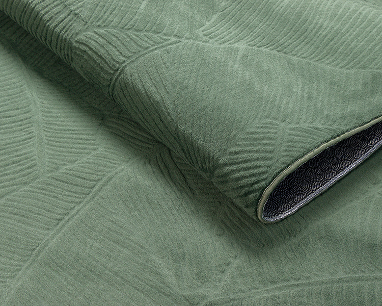 Derin 39146 – Moderner Teppich in Waldgrün